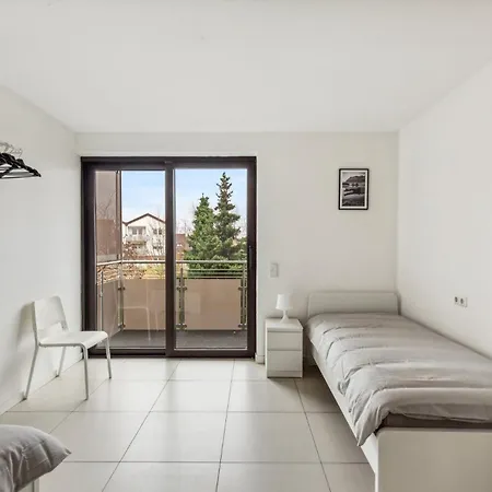 Monteur - Fuer Bis Zu 7 Personen In 64569 - Gg09