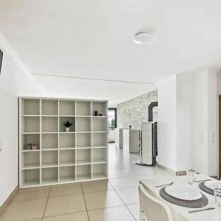 Monteur - Fuer Bis Zu 7 Personen In 64569 - Gg09 아파트